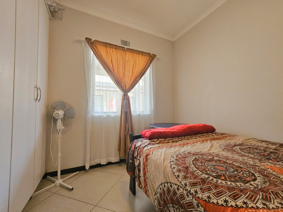 2 Bedroom Property for Sale in Buh Rein Estate Western Cape